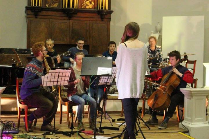 Hannah in rehearsal at Oxford